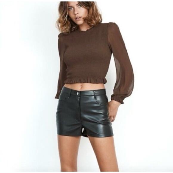 NWT Aritzia Wilfred Melina Faux Leather Shorts Women Size 00 Black High Rise